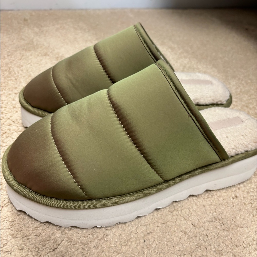 Anthropologie Maeve Green Padded Slippers/Mules